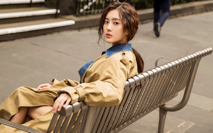 国家移民管理局：今年6月全国共签发普通护照198.4万本